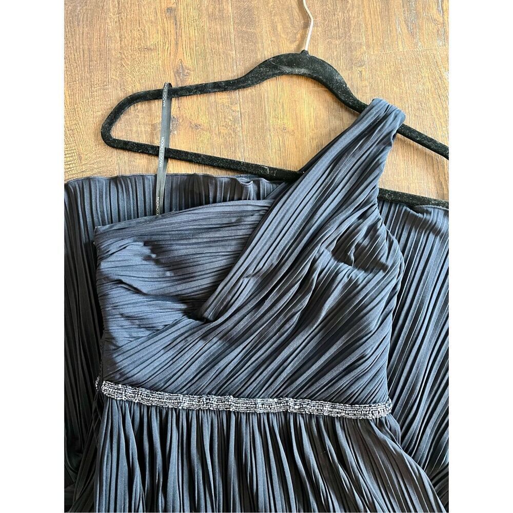 Maggy London navy one shoulder beaded belt dress size 4